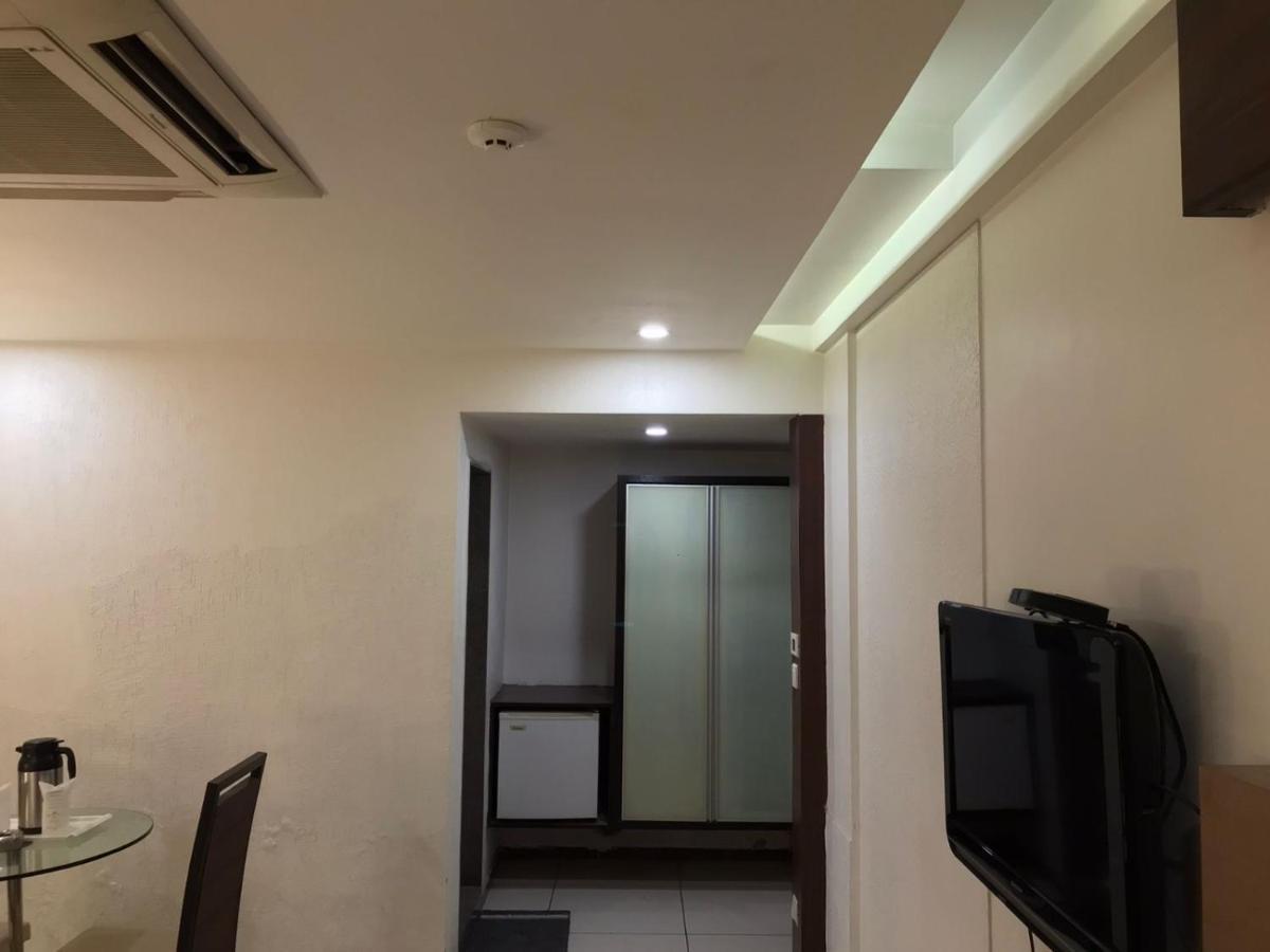 Pearl Hotel & Banquets أحمد أباد المظهر الخارجي الصورة